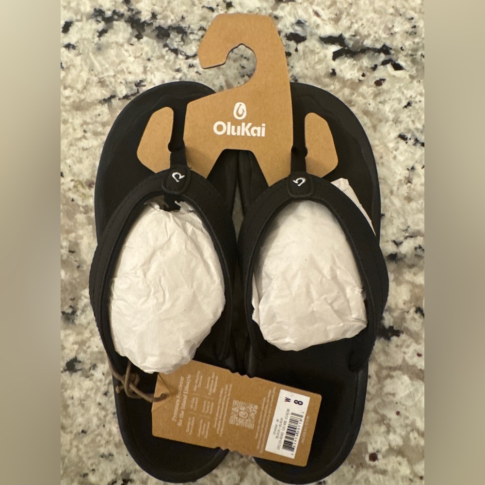 OluKai Classic Black Sandals